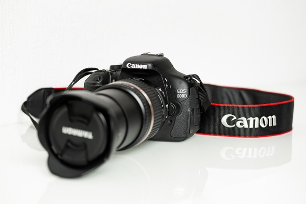 Canon EOS 600D + Tamron 18-270mm
