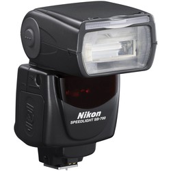 Nikon SB-700 blykstė