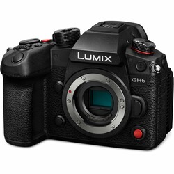 Panasonic Lumix GH6